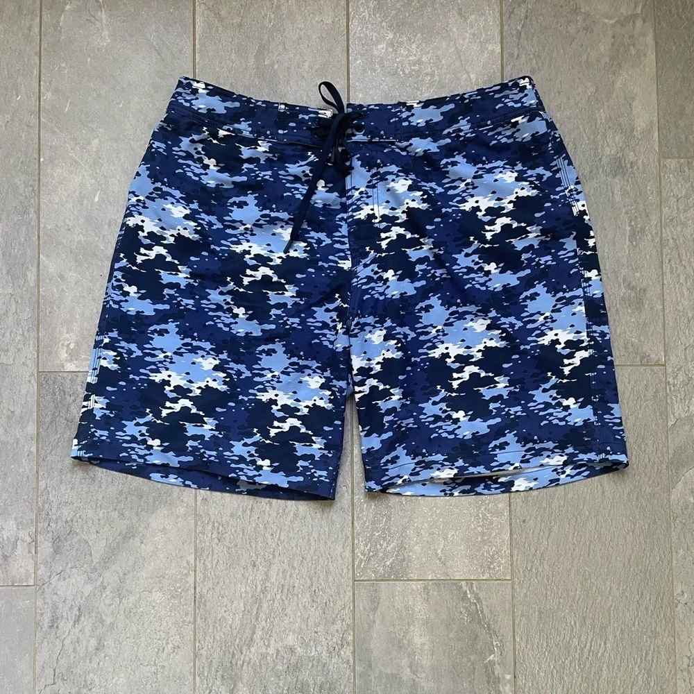Southern Tide Graffiti Camo Swim Trunk Lined Blue XL